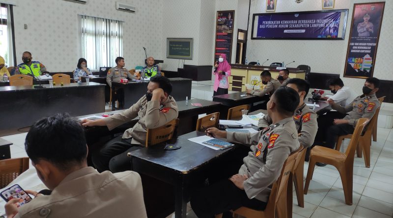 Peningkatan Kemahiran Berbahasa Indonesia bagi Penegak Hukum Di Provinsi Lampung